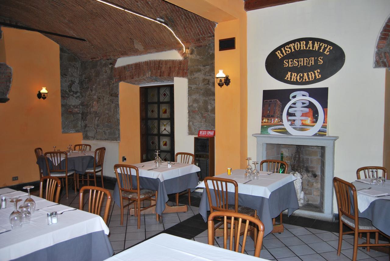 Ristorante Albergo Arcade Grandate Exterior foto
